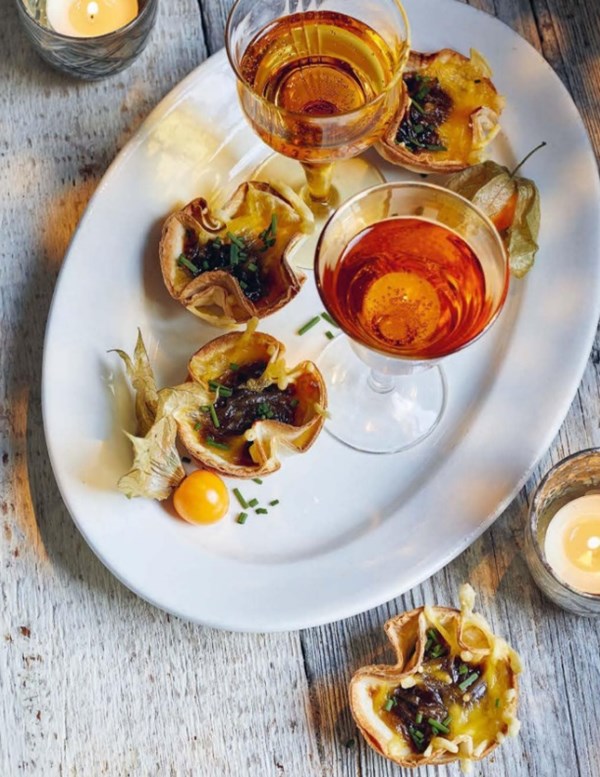 Cheese and chutney bites