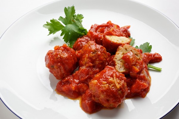 Cheese and egg 'meatballs' in tomato sauce (Pallotte cacio e uova)