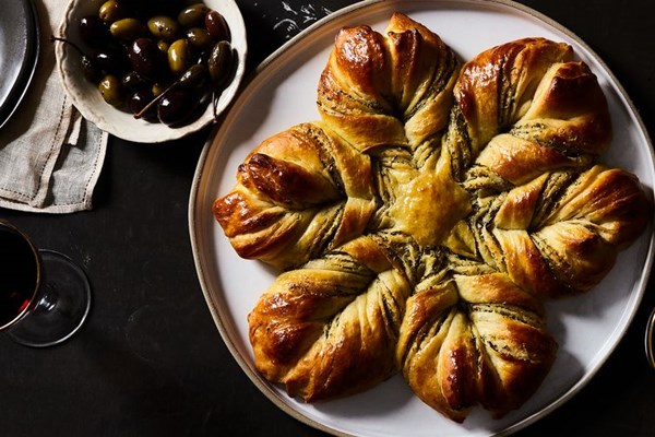 Cheese and herb star bread
