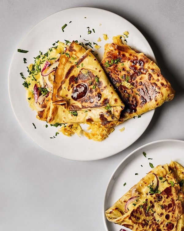 Cheese and onion crepes
