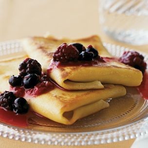 Cheese blintzes with berry jam