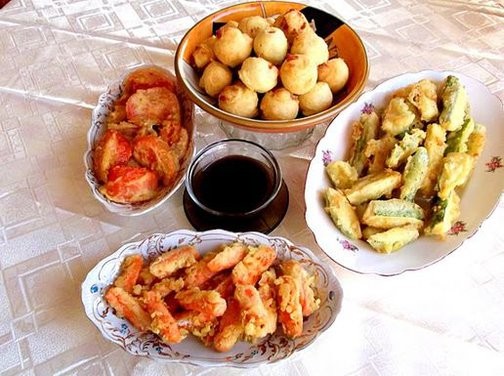 Cheese croquets fried in tempura batter