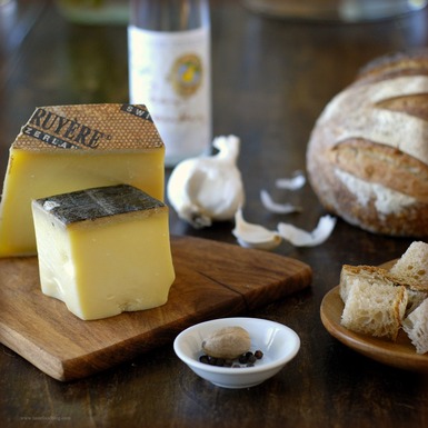 Cheese fondue - à la Suisse