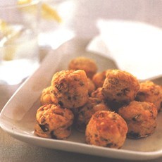Cheese, onion and olive scones
