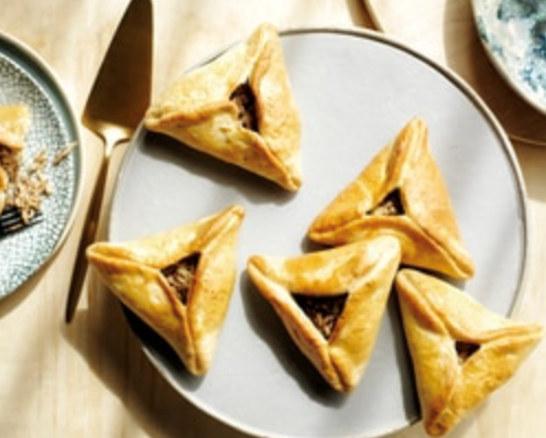 Cheese pastries (Fatayer)