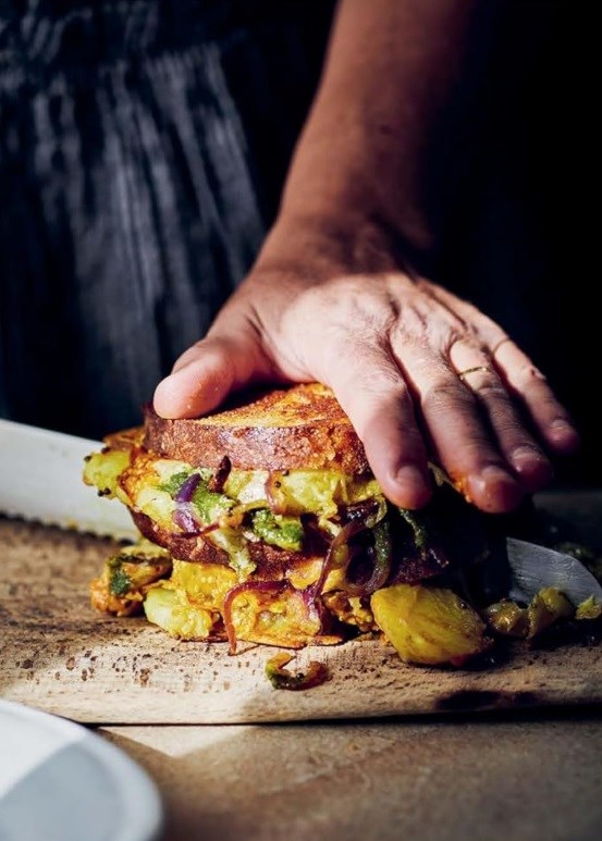 Cheese, potato and coriander chutney toasties