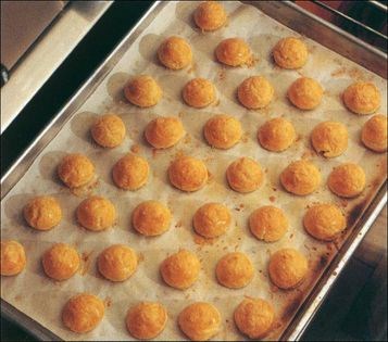 Cheese puffs (Gougéres)