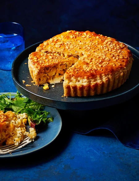 Cheese, sweetcorn and macaroni pie