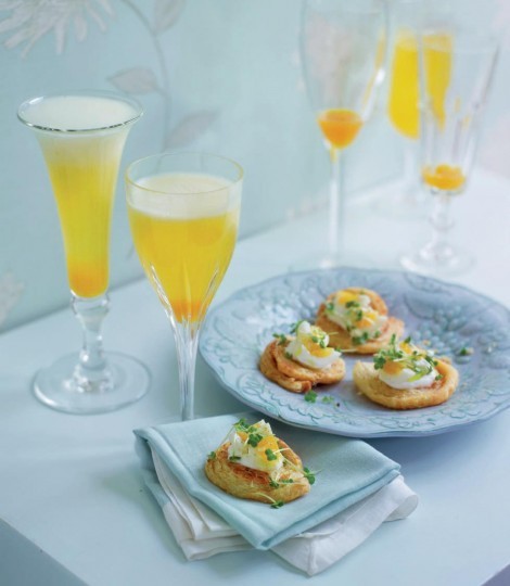 Cheese swirls with quail's eggs and cress