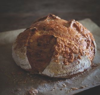 Cheese-topped chilli and onion boule [Carole Roberts]