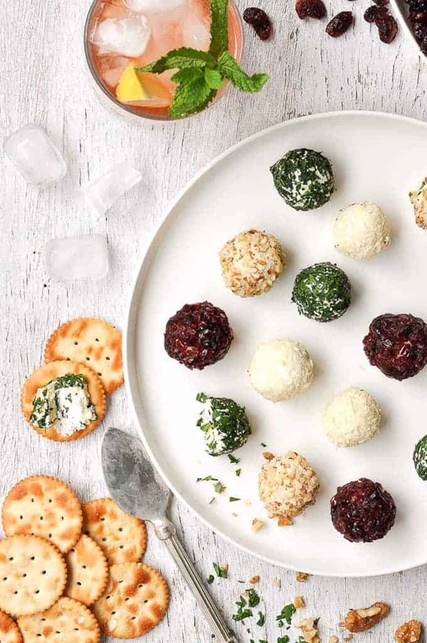 Cheese truffles (mini cheese balls)
