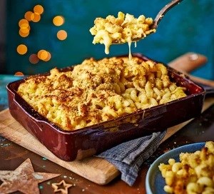 Cheeseboard mac ‘n’ cheese with cracker breadcrumbs 