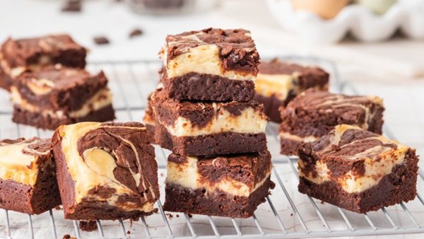 Cheesecake brownies