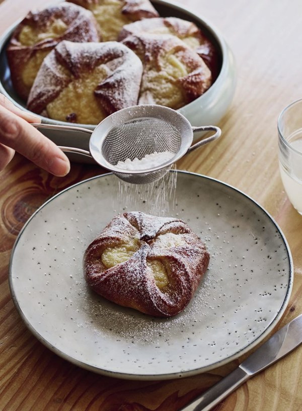 Cheesecake Danish (Gviniot)