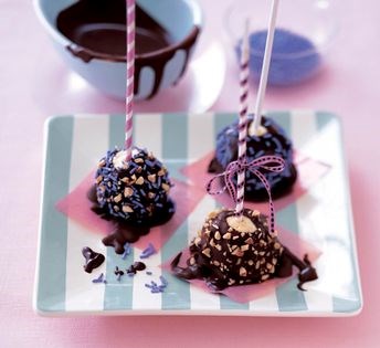 Cheesecake pops