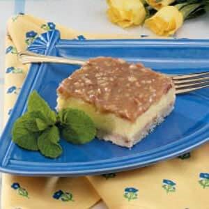 Cheesecake praline squares 