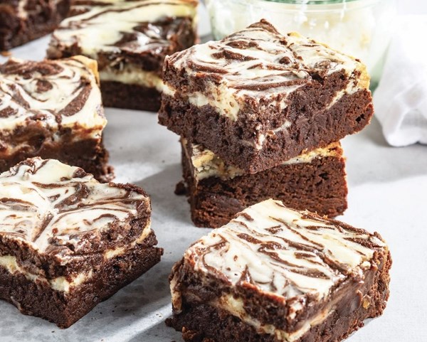 Cheesecake-swirled fudgy brownies