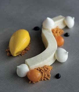 Cheesecake with beurre noisette, coffee purée, cumquat and lemon meringue
