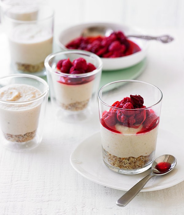 "Cheesecakes" with raspberry and blood orange