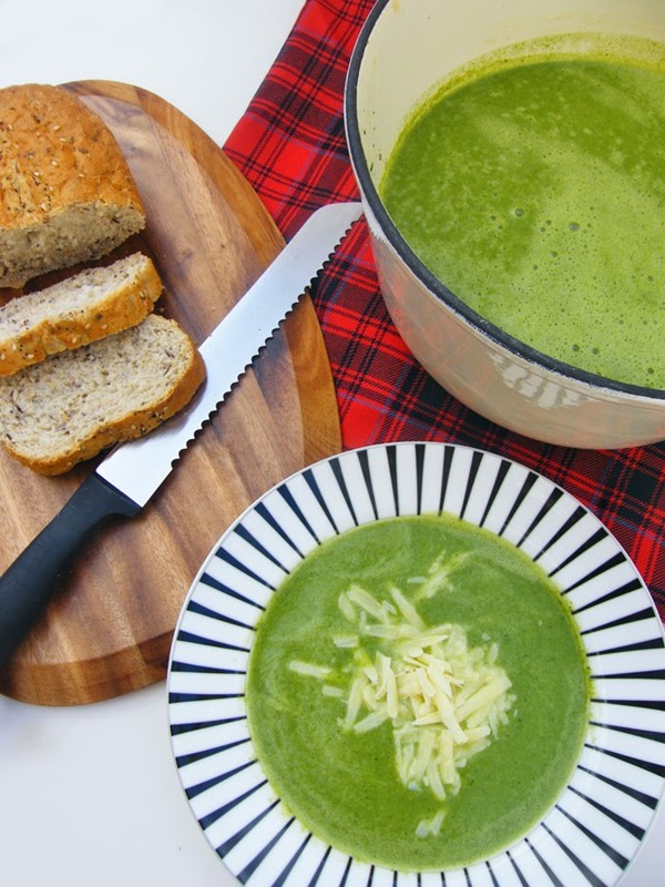 Cheesey broccoli and spinach soup