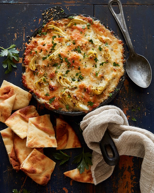 Cheesy artichoke dip