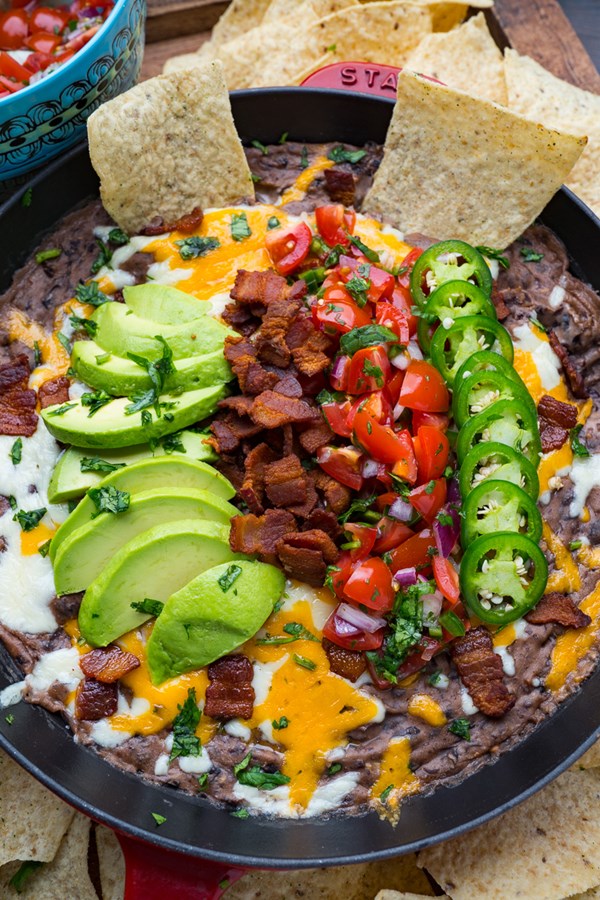Cheesy bacon black bean dip