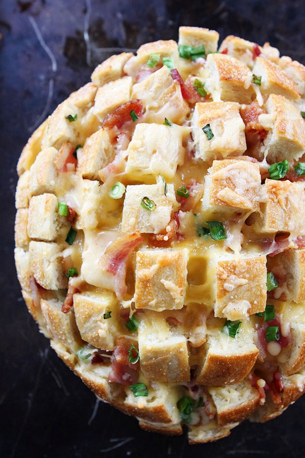 Cheesy bacon pull-apart bread