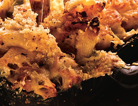 Cheesy baked penne with cauliflower and crème fraîche