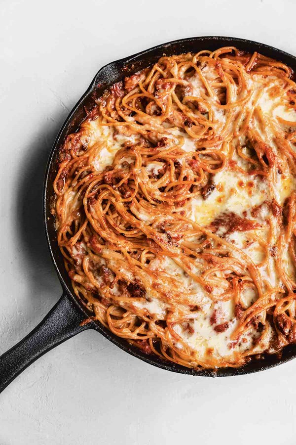 Cheesy baked spaghetti