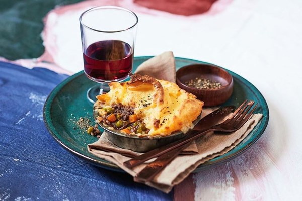 Cheesy beef & speck cottage pies