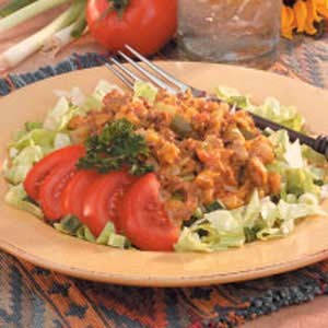 Cheesy beef taco salad 