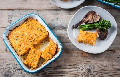 Cheesy carrot bake