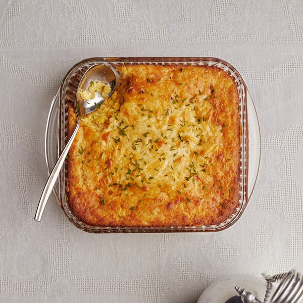 Cheesy corn pudding with chives 
