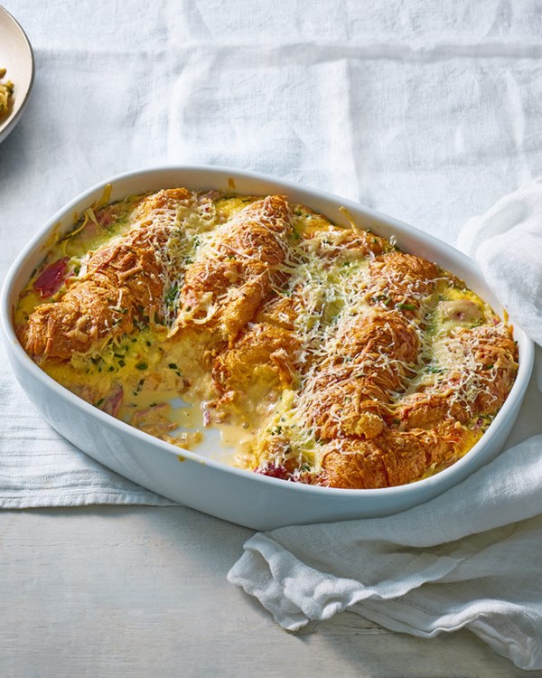 Cheesy croissant bread-and-butter pudding
