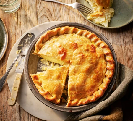 Cheesy Dauphinoise pie