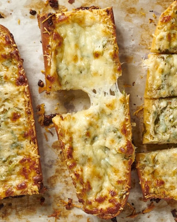 Cheesy garlic bread