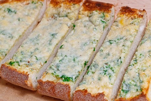Cheesy garlic bread
