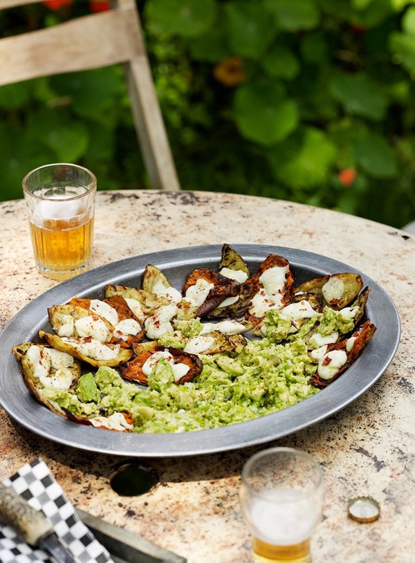 Cheesy grilled vege skins with guacamole