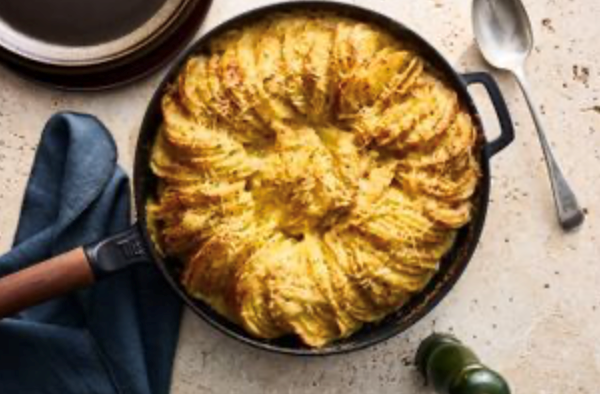 Cheesy Hasselback potato gratin