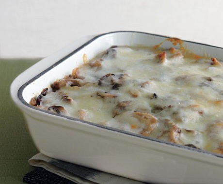 Cheesy polenta lasagne with mushrooms and seitan