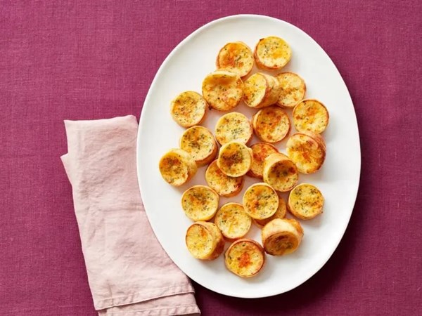 Cheesy popovers