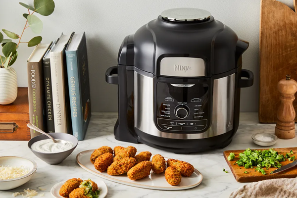 Cheesy potato & broccoli croquettes with ranch dipping sauce in a multi-cooker