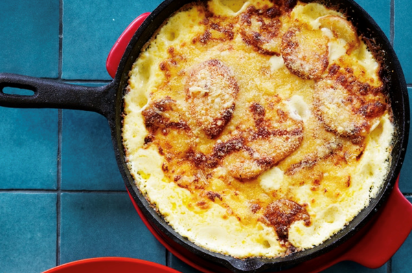 Cheesy potato gratin