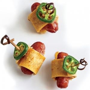 Cheesy sausage roll-ups