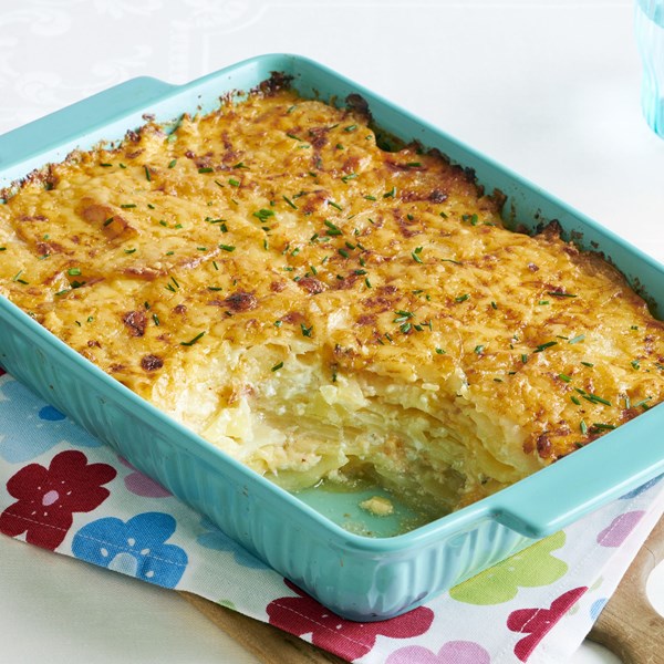 Cheesy scalloped potatoes