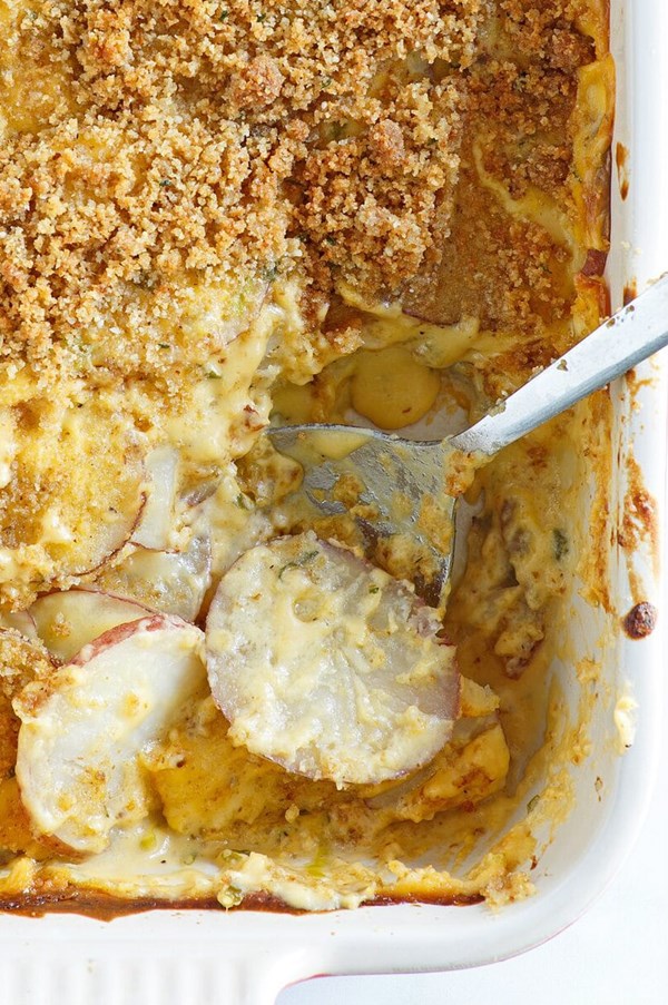 Cheesy scalloped potatoes