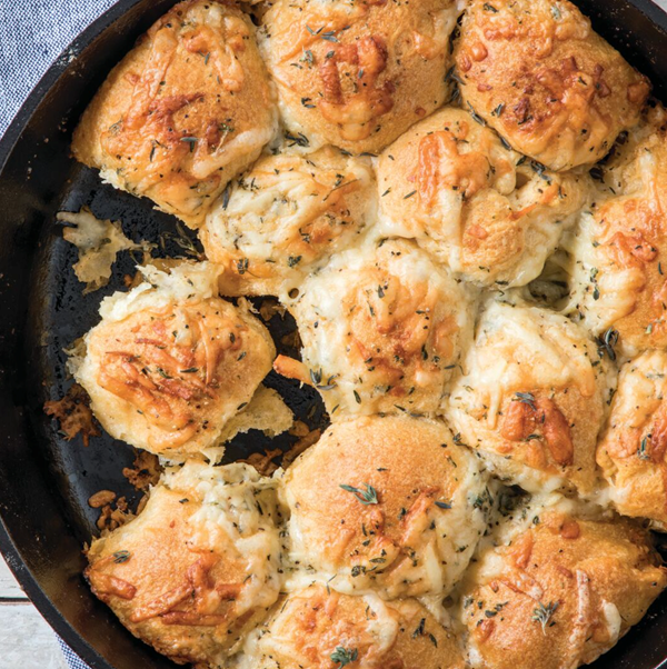 Cheesy skillet rolls