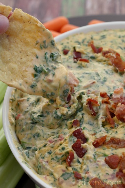 Cheesy spinach and bacon dip