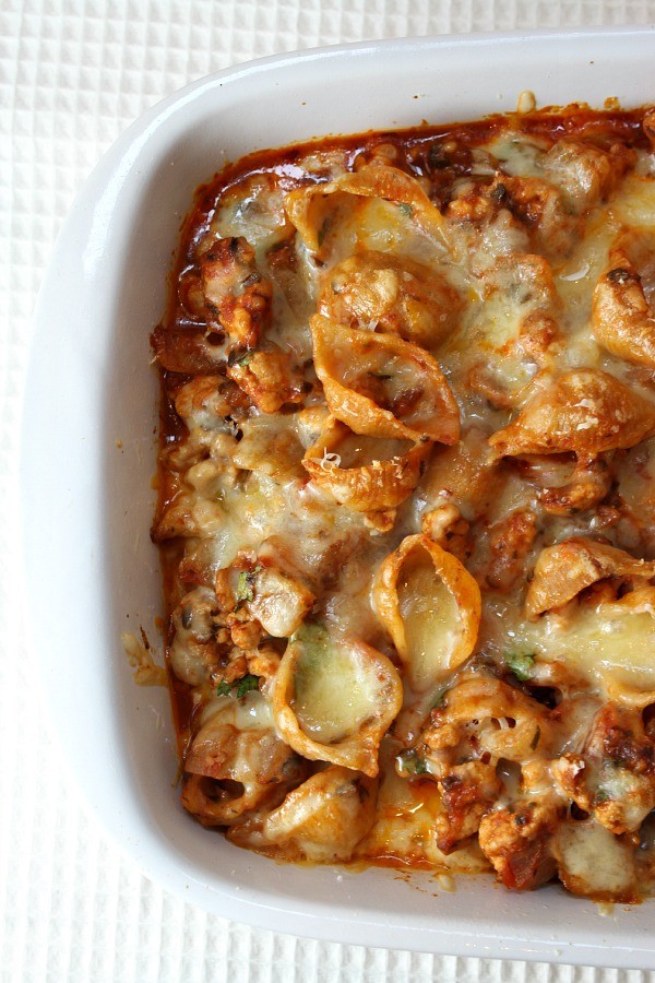 Cheesy turkey baked pasta