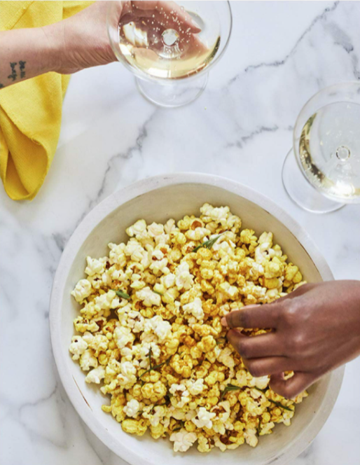 Cheesy turmeric rosemary popcorn 